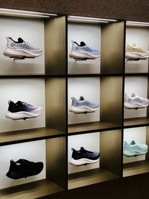 APL - Athletic Propulsion Labs by null