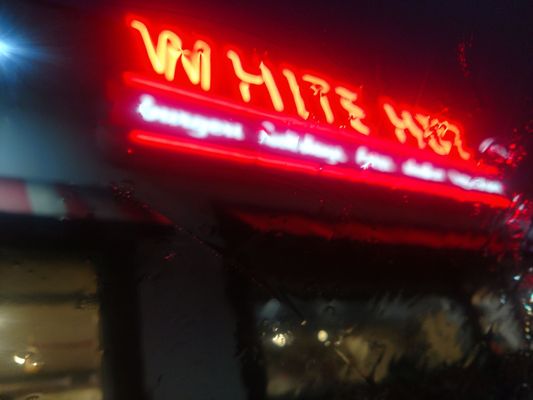White Hut by null