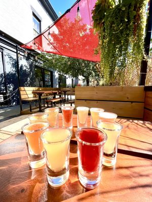 Microbrasserie Pit Caribou - Pub Montréal by null