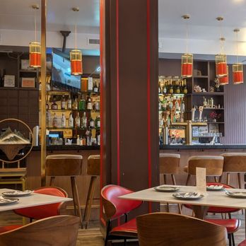 The Corner - Inside - Chinese Near Me - New York, New York The Corner - Inside - Chinese Near Me - New York, New York