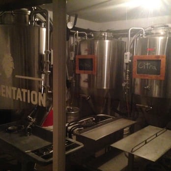 La Succursale - Breweries Near Me - Montreal, Quebec