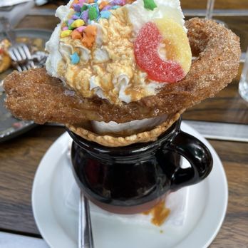 Amerikas - Hot chocolate and churros - Latin American Near Me - Oak Park, Illinois