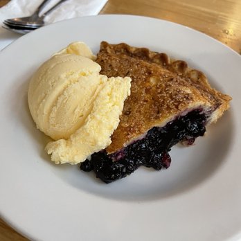 Side Street Cafe - Blueberry Pie - American Near Me - Bar Harbor, Maine Side Street Cafe - Blueberry Pie - American Near Me - Bar Harbor, Maine