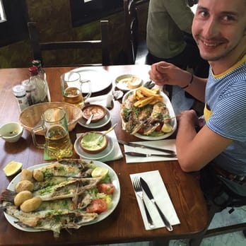 Restaurant Avenida - Fresh fish - Spanish Near Me - Corralejo, GC
