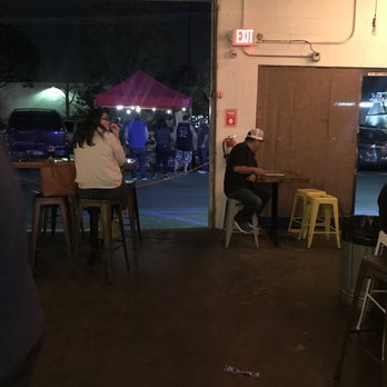 818 Brewing - Open area and food stand in the background - Breweries Near Me - Canoga Park, California