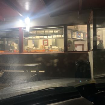 Jenny's Giant Burger - Jenny's Giant Burgers is located in Fort Bragg, California, along the Mendocino Coast. - Burgers Near Me - Fort Bragg, California
