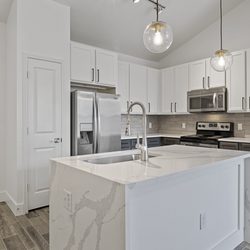 Ashwood Apartments