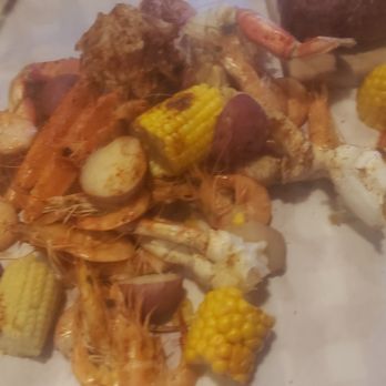 The Crab Pot - Crab and shrimp combo - Seafood Near Me - Seattle, Washington The Crab Pot - Crab and shrimp combo - Seafood Near Me - Seattle, Washington