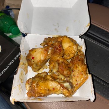 Buffalo Wild Wings - Love me some wild wings! - Sports Bars Near Me - Traverse City, Michigan