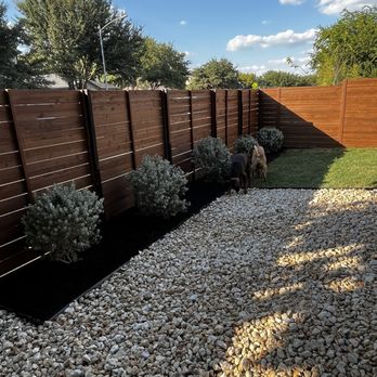 Longhorn Landscaping - after (gravel edging mulch plants) - Masonry/Concrete Near Me