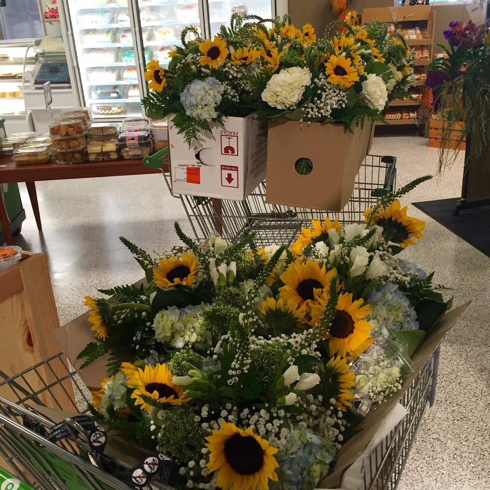 Publix Supermarket - This is what they looked like when we picked them up! So lovely! And they loaded the car for us even! - Grocery Near Me - Boca Raton, Florida Publix Supermarket - This is what they looked like when we picked them up! So lovely! And they loaded the car for us even! - Grocery Near Me - Boca Raton, Florida