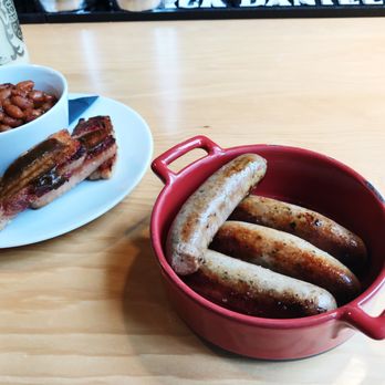 L'Abattoir - French Near Me - Vancouver, British Columbia