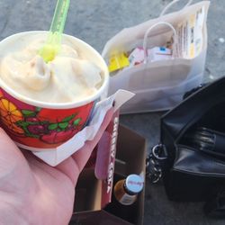Cravin's Candy Emporium - Cream brulee icecream