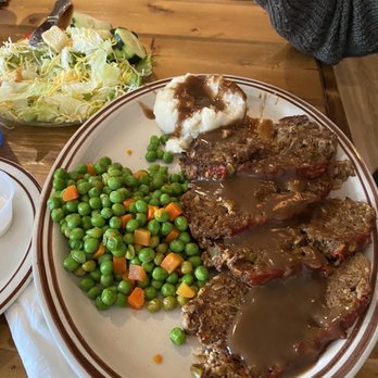 Foxy's Restaurant - Meatloaf dinner - Breakfast & Brunch Near Me - Brookings, Oregon Foxy's Restaurant - Meatloaf dinner - Breakfast & Brunch Near Me - Brookings, Oregon