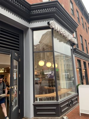 sweetgreen by null