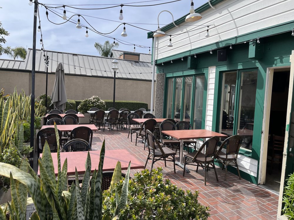 Nomad Asian Bistro
