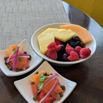 SeaGuini - Opal Sands Resort - Salmon and fruit - New American Near Me - Clearwater, Florida SeaGuini - Opal Sands Resort - Salmon and fruit - New American Near Me - Clearwater, Florida
