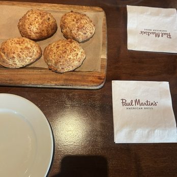 Paul Martin's American Grill - cheese bread - Seafood Near Me - Austin, Texas Paul Martin's American Grill - cheese bread - Seafood Near Me - Austin, Texas