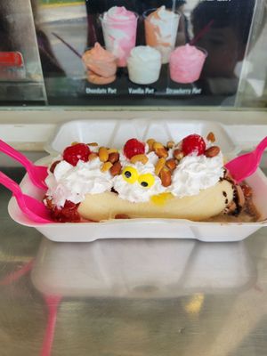 Banana Split LLC by null
