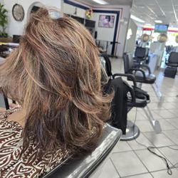 Cal hair salon
