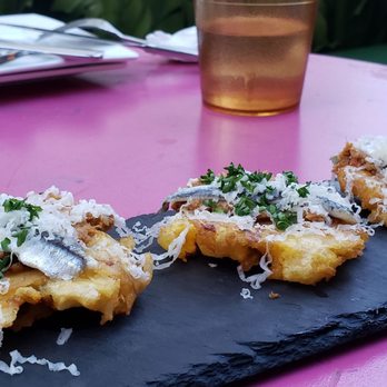 Sobre Mesa - Cocktail Bars Near Me - Oakland, California