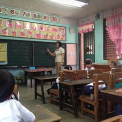 Silahis ng Katarungan Special School - Teachers would have a hard time catching the students' attention.