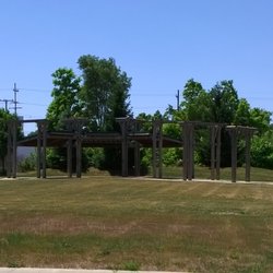 Jerry L Thornburg Memorial Park - Open space and shade stations