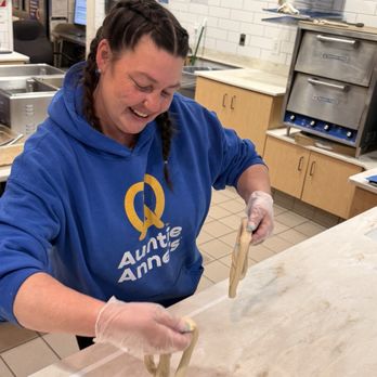 Auntie Anne's - Chef - Pretzels Near Me - Ithaca, New York Auntie Anne's - Chef - Pretzels Near Me - Ithaca, New York