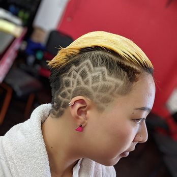Da Kinez Barbershop - Barbers Near Me - Waipahu, Hawaii