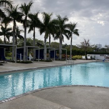 Legacy Hotel at IMG Academy - nice pool and cabanas - Hotels Near Me - Bradenton, Florida Legacy Hotel at IMG Academy - nice pool and cabanas - Hotels Near Me - Bradenton, Florida