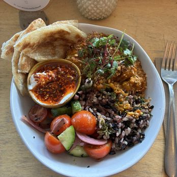 Birchwood Jindabyne - Kasundi bowl - Cafes Near Me - Jindabyne, NSW Birchwood Jindabyne - Kasundi bowl - Cafes Near Me - Jindabyne, NSW