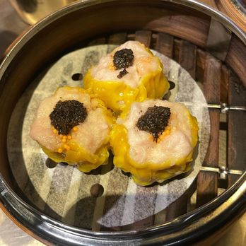 鼎點 - black truffle shumai - Dim Sum Near Me - Hong Kong, HK 鼎點 - black truffle shumai - Dim Sum Near Me - Hong Kong, HK