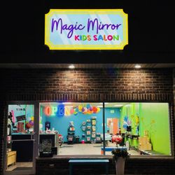 Magic Mirror Kids Salon