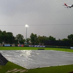 Estadio Fray Nano - Si llueve paran el juego, tomen precauciones..,, :-(