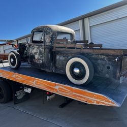 Camel Towing - 1937 Ford Rat Rod Kim Flynn