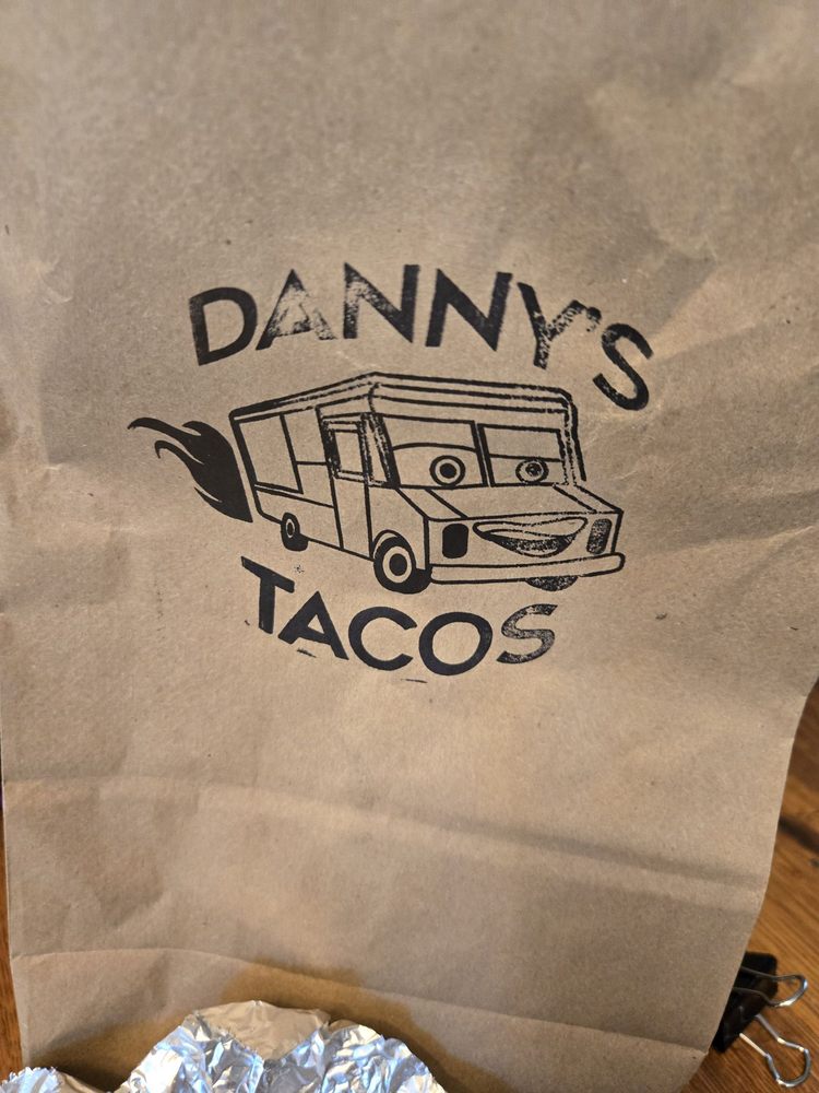 Danny's tacos y tortas