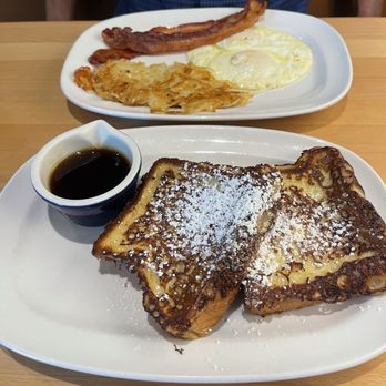 Ellen's - Big ol breakfast - Breakfast & Brunch Near Me - Dallas, Texas Ellen's - Big ol breakfast - Breakfast & Brunch Near Me - Dallas, Texas