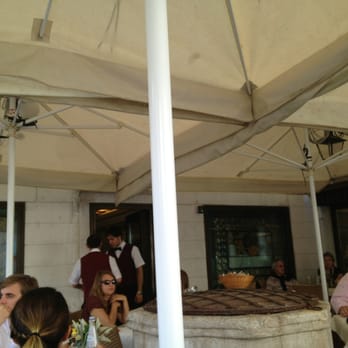 Al Theatro - Pizza Near Me - Venezia, VE Al Theatro - Pizza Near Me - Venezia, VE