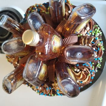 Simply Whipped Bakery - Cake - Desserts Near Me Simply Whipped Bakery - Cake - Desserts Near Me