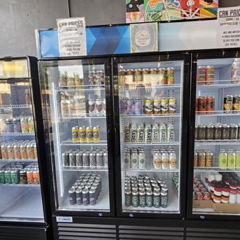 Pour Me Taproom - To go cans - Beer Bar Near Me - Gilroy, California