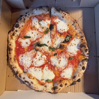 Roberta's - Margherita Pizza - Pizza Near Me - Brooklyn, New York Roberta's - Margherita Pizza - Pizza Near Me - Brooklyn, New York
