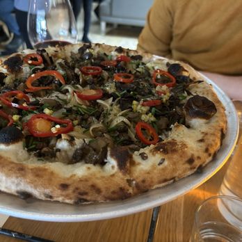 Josefina - Fungi pizza - Italian Near Me - Wayzata, Minnesota