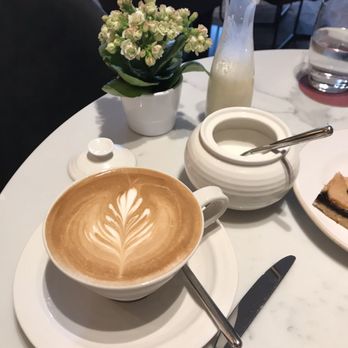 The Holmes Hotel - Delicious cappuccino! - Hotels Near Me - London, XGL The Holmes Hotel - Delicious cappuccino! - Hotels Near Me - London, XGL