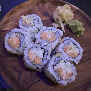 Hikari Sushi - Spicy Scallop Roll - Japanese Near Me - Philadelphia, Pennsylvania