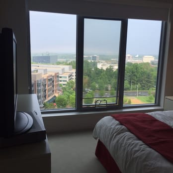 Park Crest Condominiums - Condominiums Near Me - Mc Lean, Virginia