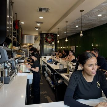 Sanguich - Dining area - Cuban Near Me - Miami, Florida Sanguich - Dining area - Cuban Near Me - Miami, Florida