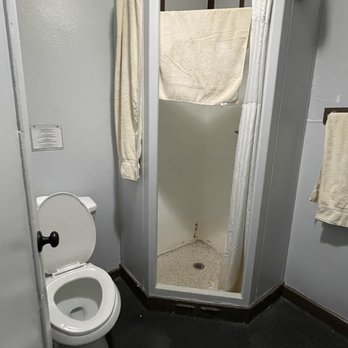 Panamint Springs Resort - Leaking shower wet disgusting carpet, rust on shower walls - Hotels Near Me - Darwin, California Panamint Springs Resort - Leaking shower wet disgusting carpet, rust on shower walls - Hotels Near Me - Darwin, California