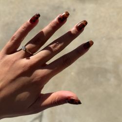 Paramount Nails & Spa