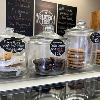 Around My Gluten Free Table - Gluten free cookies - Gluten-Free Near Me - Barrie, Ontario Around My Gluten Free Table - Gluten free cookies - Gluten-Free Near Me - Barrie, Ontario