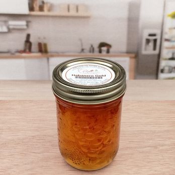 Grandmas Bluegrass Kitchen - Habanero Gold is an apricot jelly with a wonderful kick of heat.  Goes good on sandwiches, over fish, pork and more. - Delis Near Me - Glendale, Kentucky